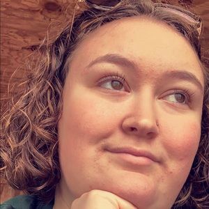 Meet your Posher, Hailey